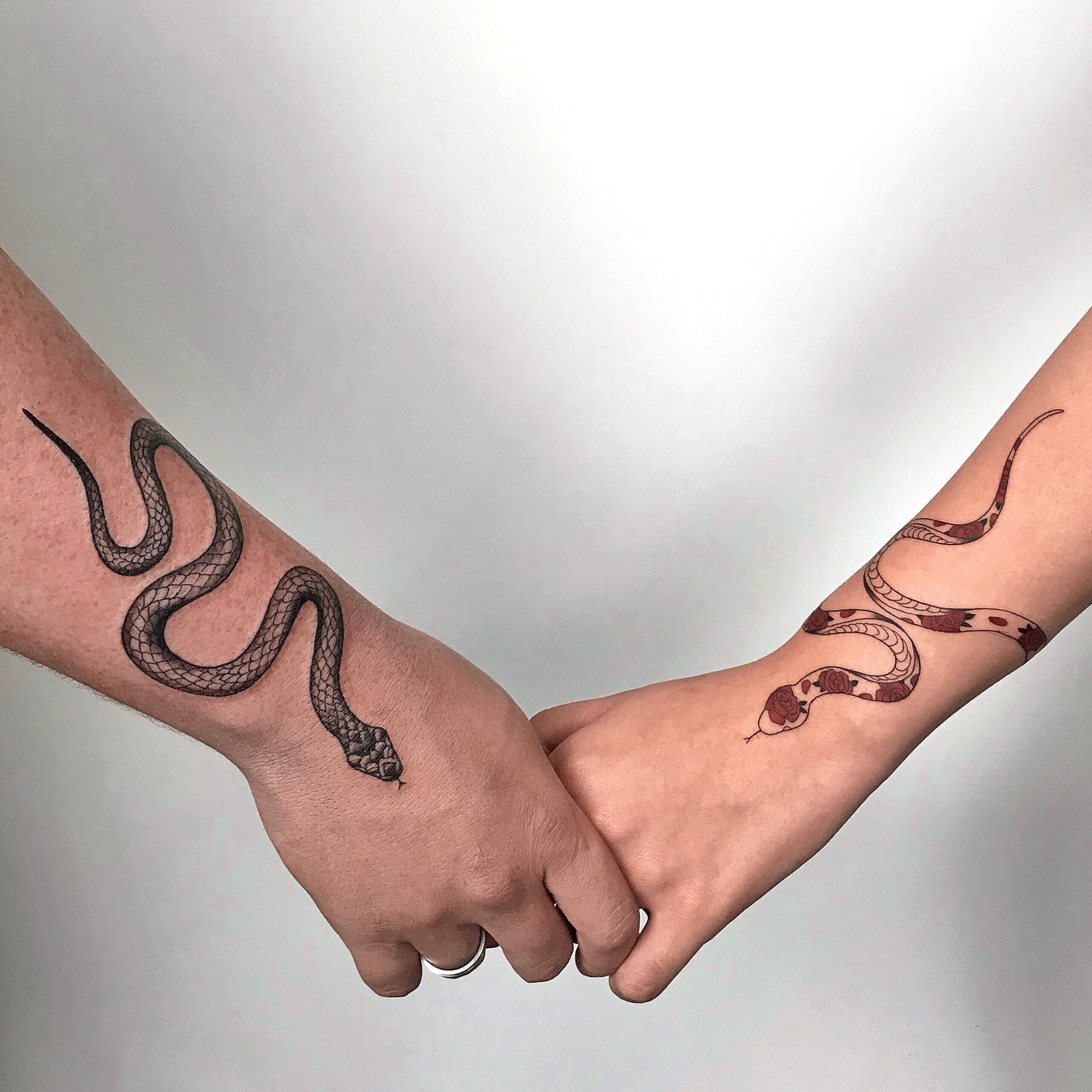 As 100 Melhores Tatuagens nas mãos da internet [Femininas e