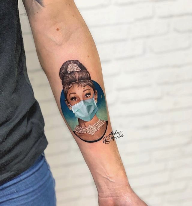 Traço fino: a tatuagem no estilo Fineline - Blog Tattoo2me