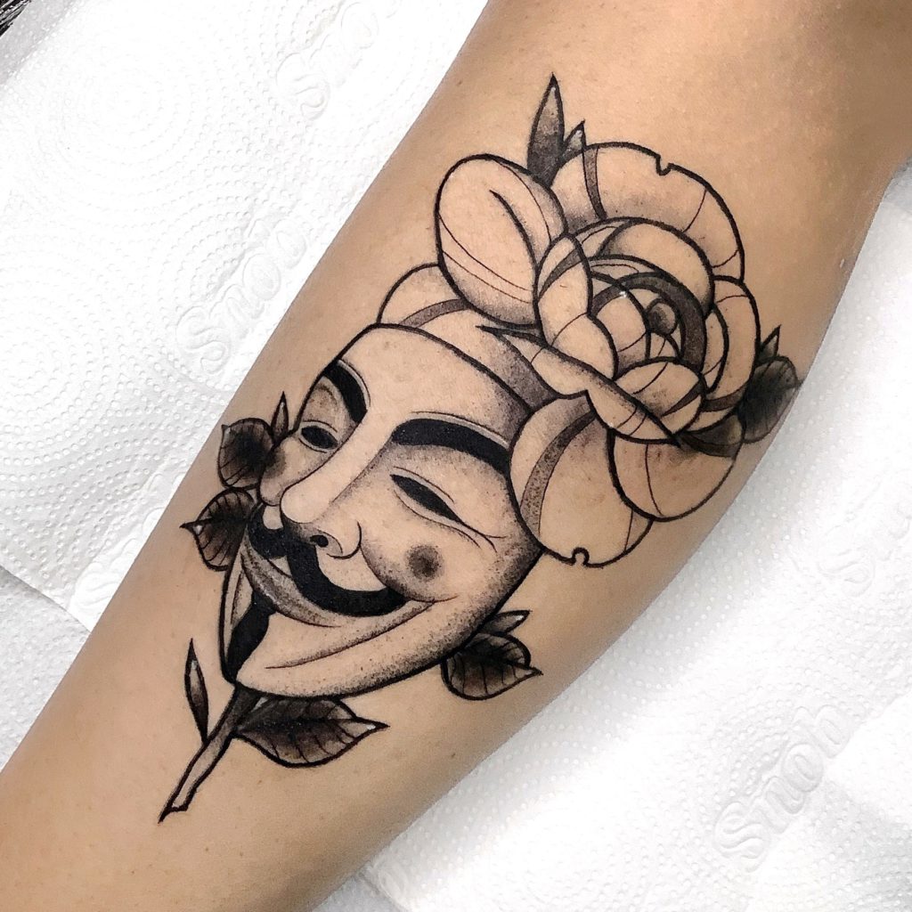 Foto de tatuagem feita por Fernanda Gritti (@feerwho)