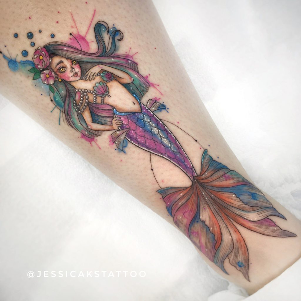 Foto de tatuagem feita por Jessica Sant’ana (@jessicakstattoo)
