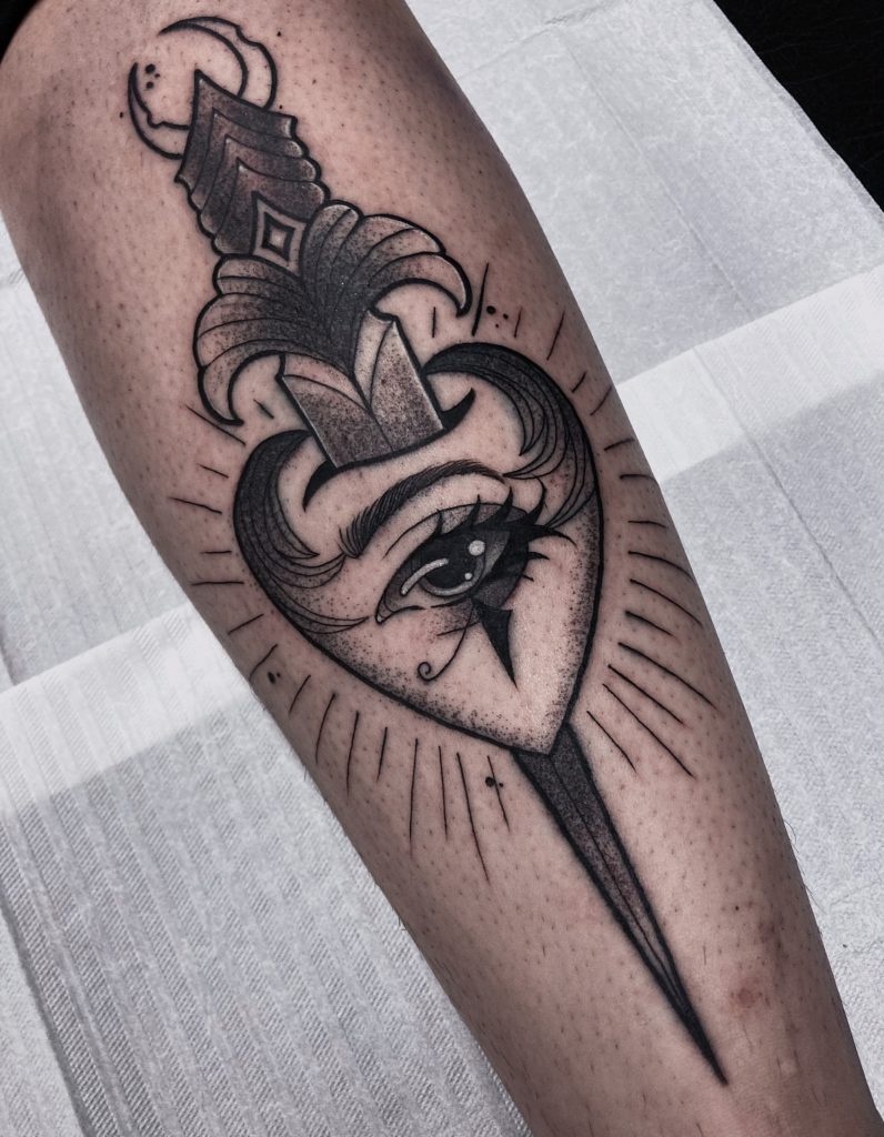 Foto de tatuagem feita por Lucas Lutalo (@lucaslutalo)