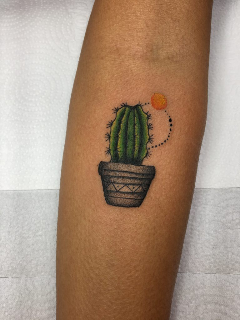 Foto de tatuagem feita por Suh Miranda (@_suhmiranda_)