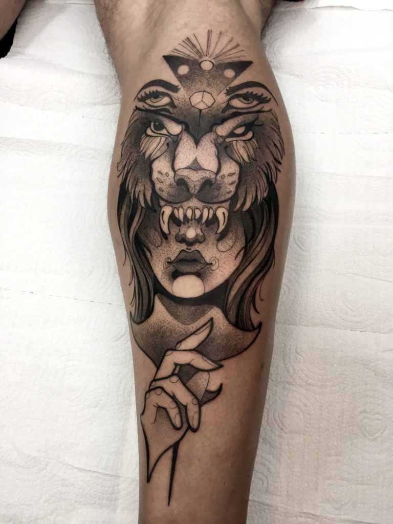 Foto de tatuagem feita por Stenio Peres (@steniotattoo)