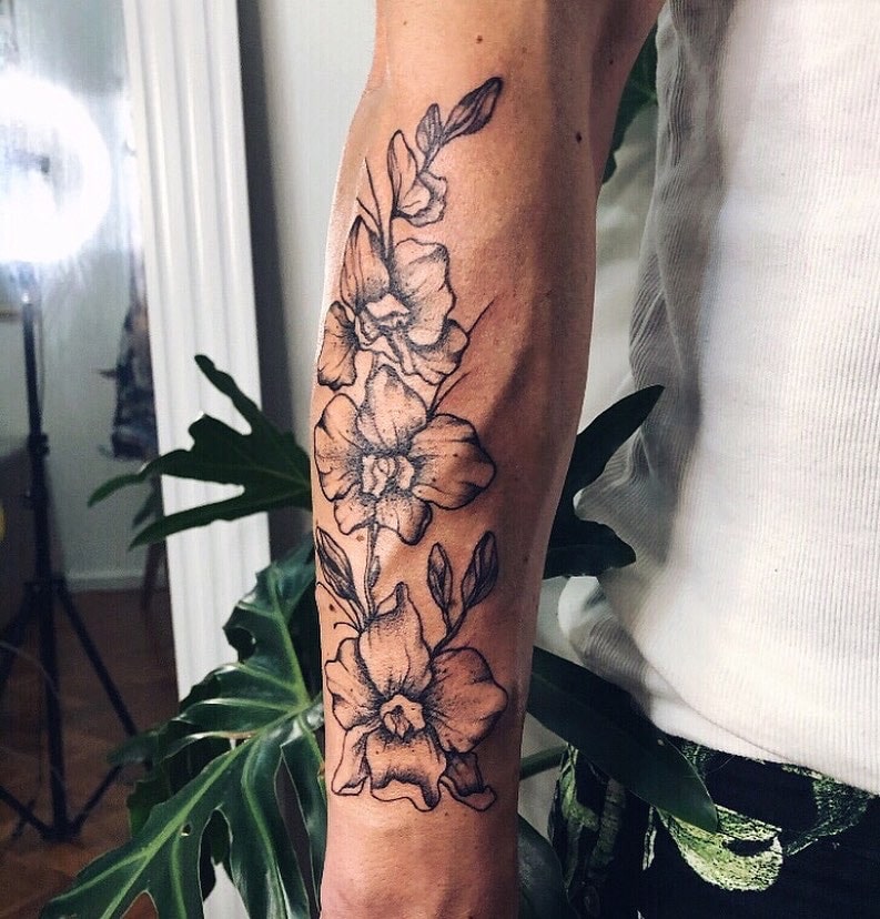 Foto de tatuagem feita por Julia França (@julia_dtattoo)