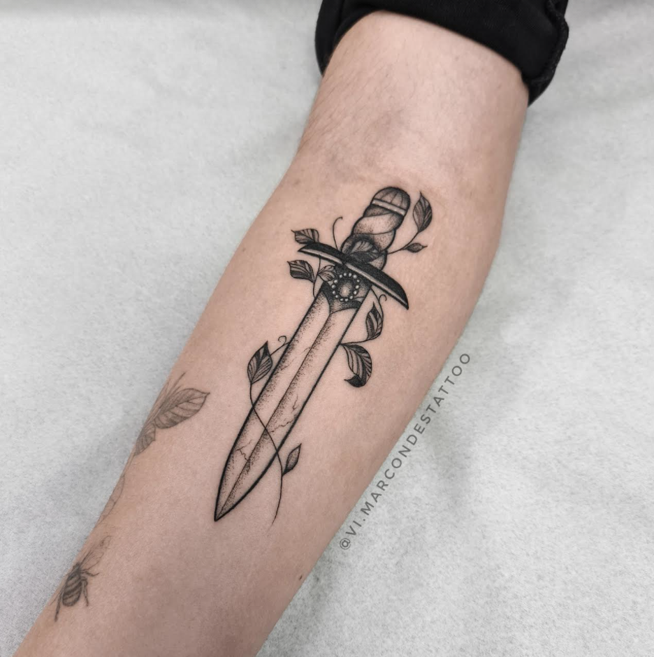 Foto de tatuagem feita por Vitória Marcondes (@vi.marcondestattoo)