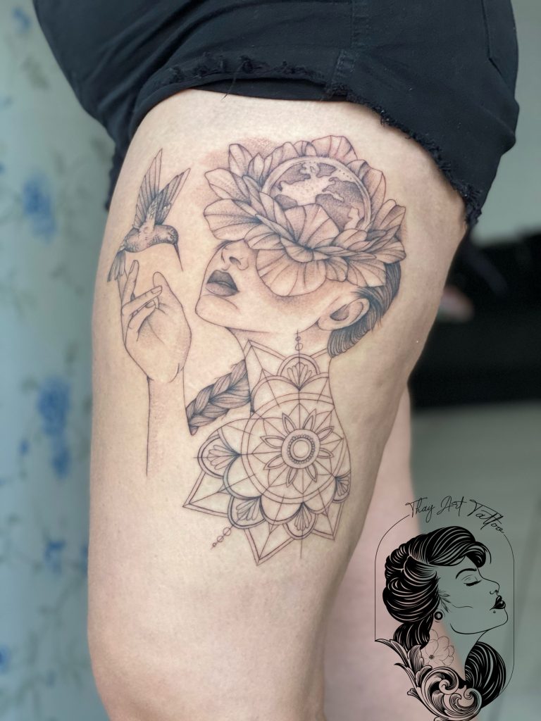 Foto de tatuagem feita por Thay (@thay_arttattoo)