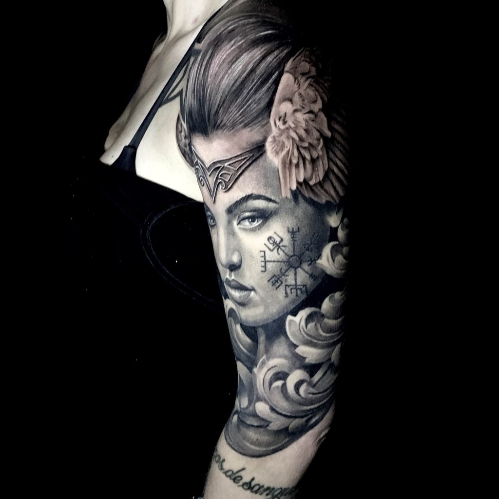 Foto de tatuagem feita por Rafael cassaro (@rafaelcassaro)