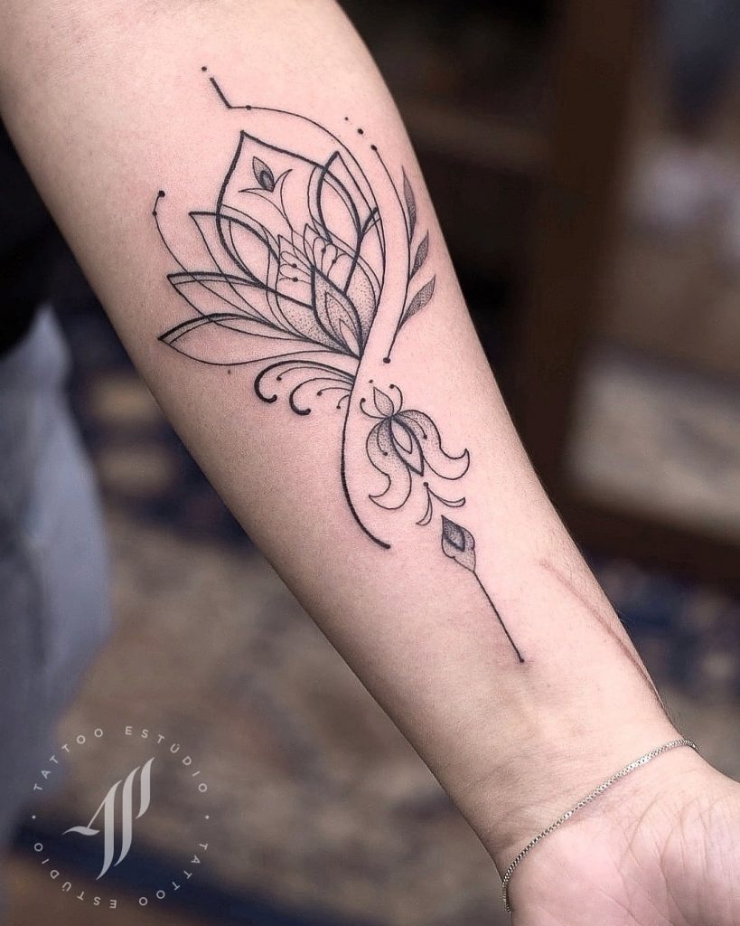 Foto de tatuagem feita por Alessandro Pikeno (@alessandropikeno)