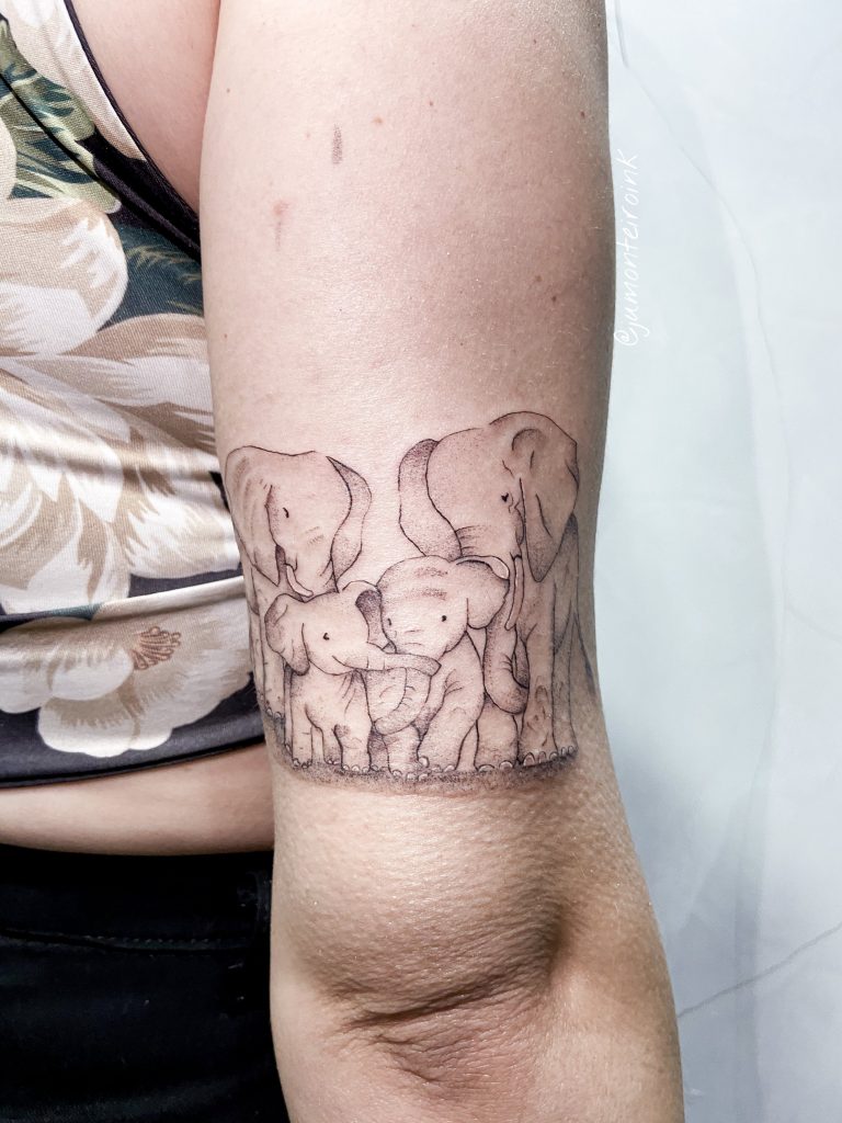 Foto de tatuagem feita por Juliana Monteiro (@jumonteiroink)