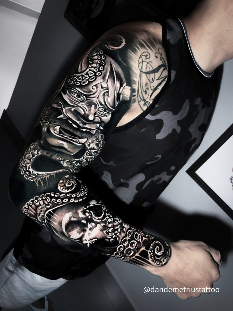 Foto de tatuagem feita por Dan Demetrius (@dandemetriustattoo)