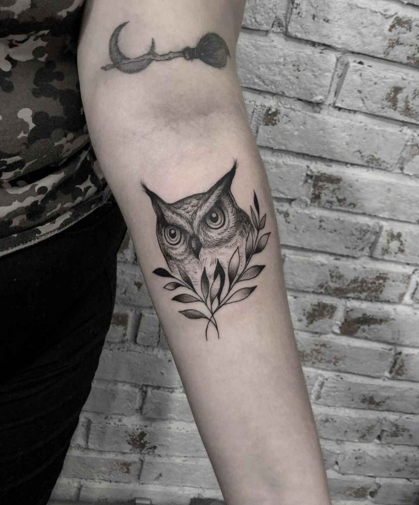 Foto de tatuagem feita por Letícia Botelho (@botelholeticia)