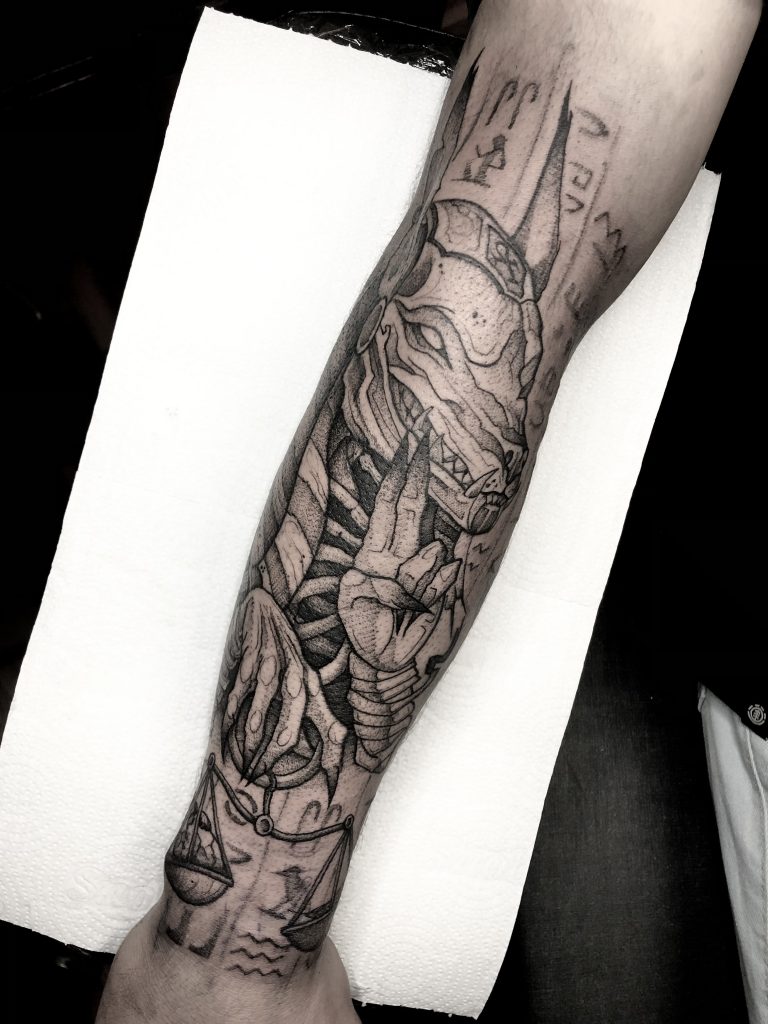 Foto de tatuagem feita por Rubens Souza (Belezex) (@belezex)
