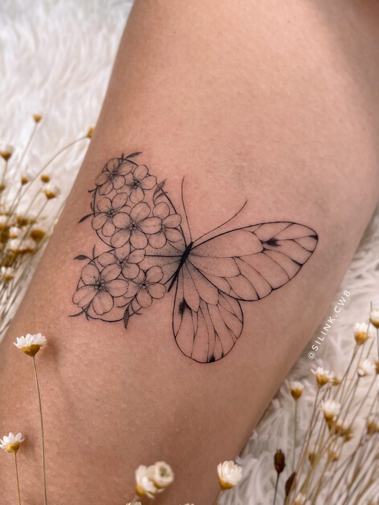 Foto de tatuagem feita por Sil Dobbins (@silink.cwb)