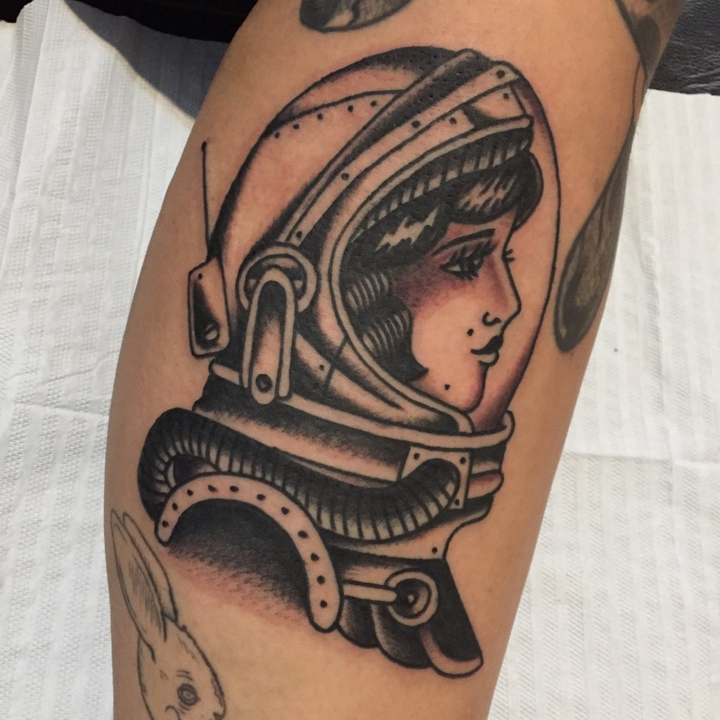 Foto de tatuagem feita por Gabriel Parker (@parkertattooer)