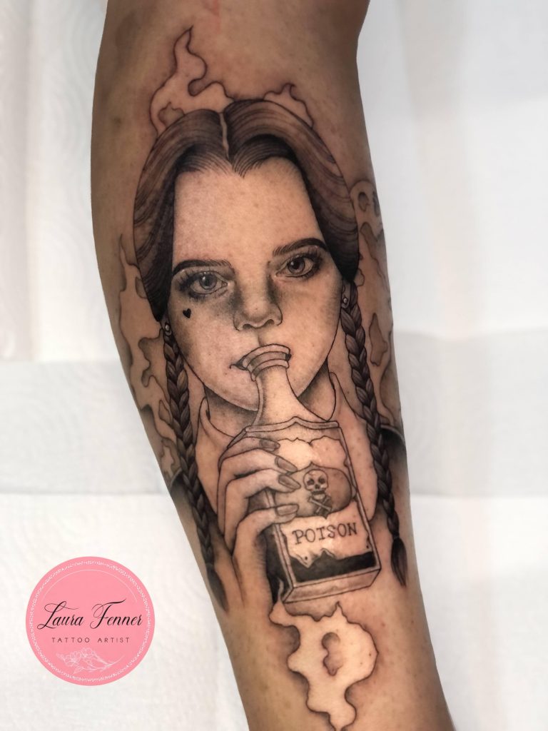 Foto de tatuagem feita por Laura Richter Fenner (@fennerlauratattoo)