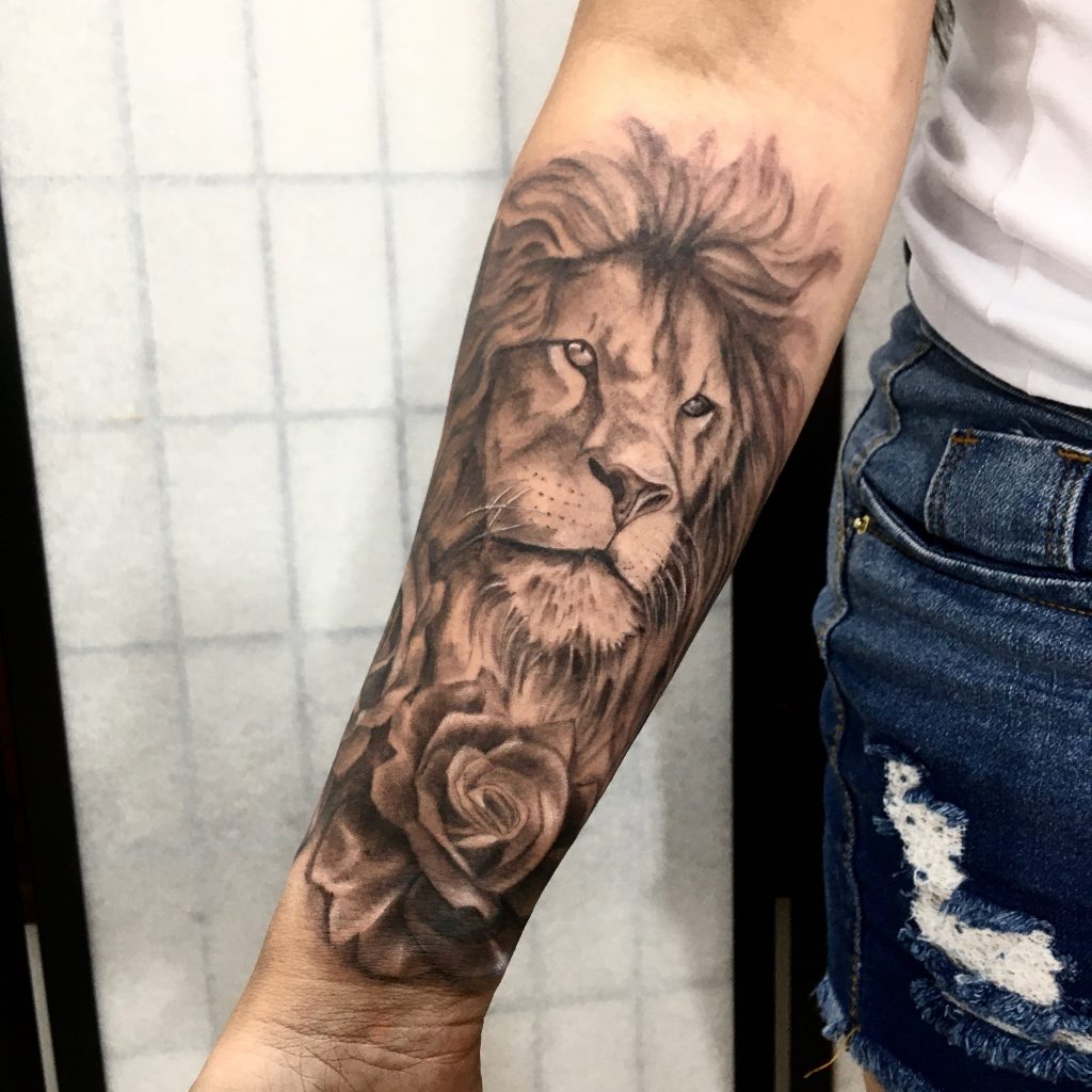 Foto de tatuagem feita por Bárbara Victal (@barbaravictaltattoo)