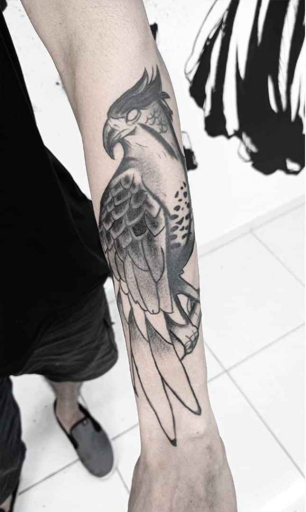 Foto de tatuagem feita por Kaouê Souza (@kaue.ttt)