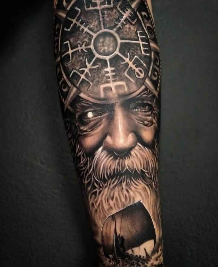 Foto de tatuagem feita por Igor Gambit (@igorgambit)