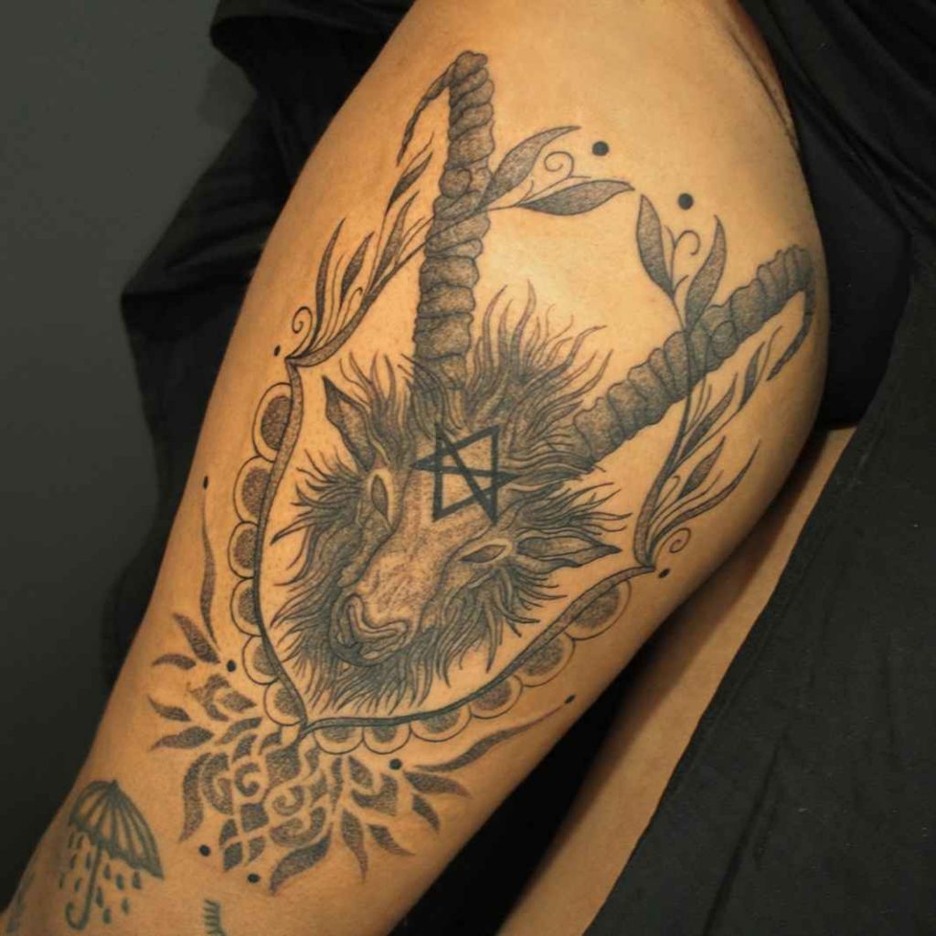 Foto de tatuagem feita por Débora Elen de Souza Mota (@debbymttt)