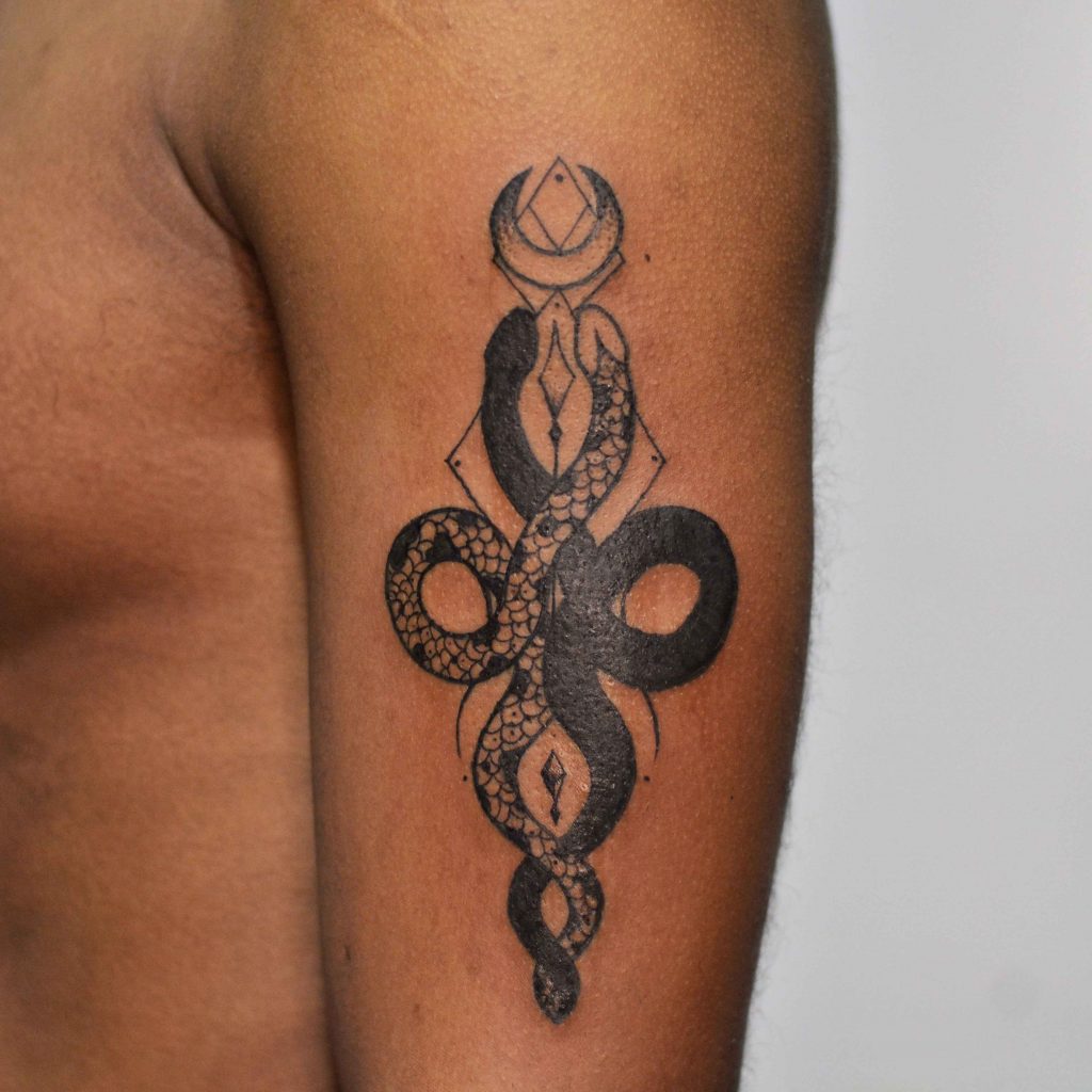 Foto de tatuagem feita por Jessi Barros (@jessib.tattoo)