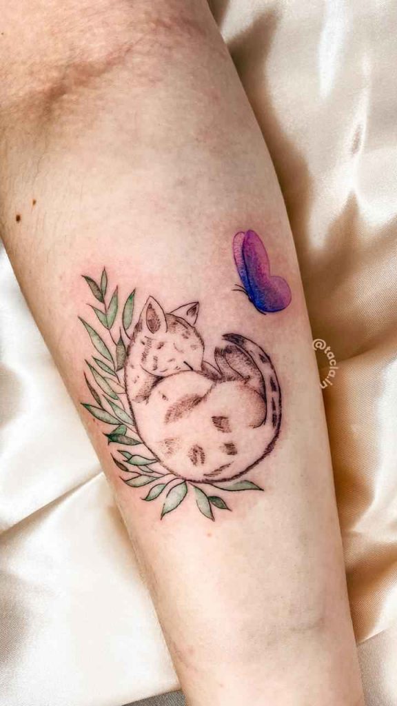 Foto de tatuagem feita por Isa Tacla Tattoo (@tacla.ink)