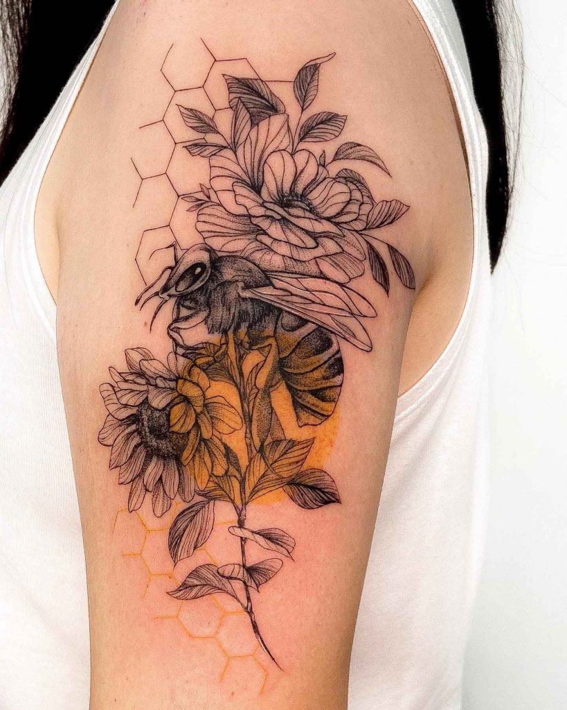 Foto de tatuagem feita por Juliana Nammy (@juliananammy)