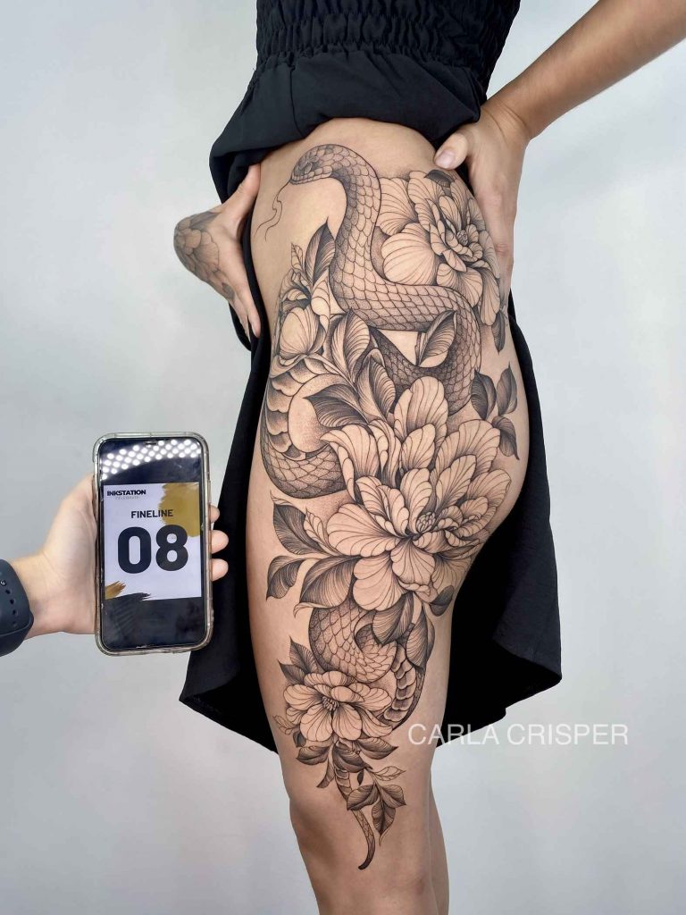 Foto de tatuagem feita por Carla Crisper (@carlacrisper)