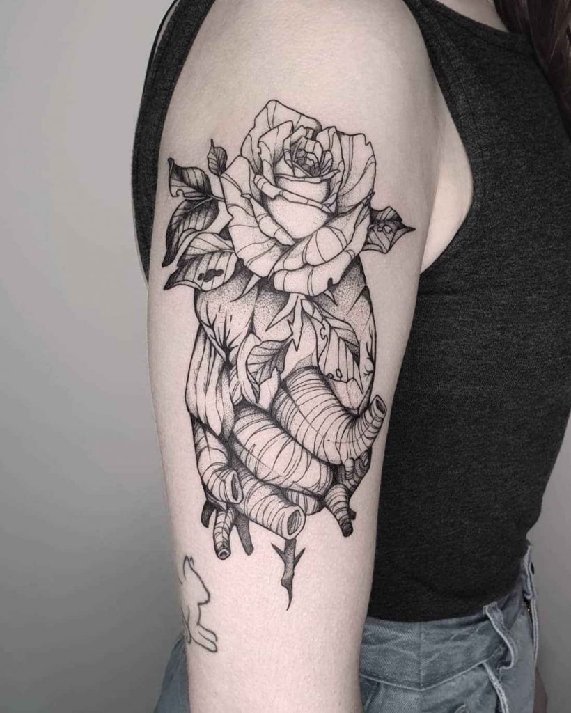 Foto de tatuagem feita por Lucas Sabino (@lcssabino)