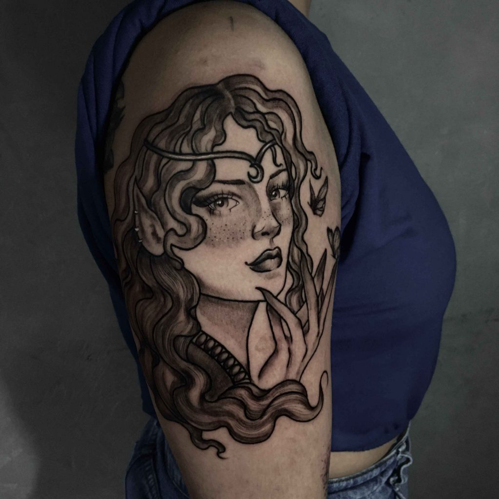 Foto de tatuagem feita por Bheatriz Alencar (@beaga.tattoo)