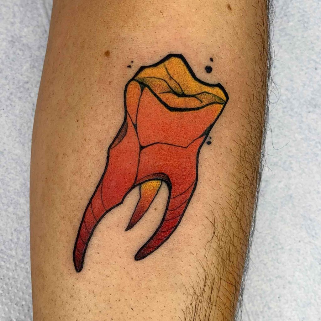 Foto de tatuagem feita por Leonardo Viana (@bigleo.ink)