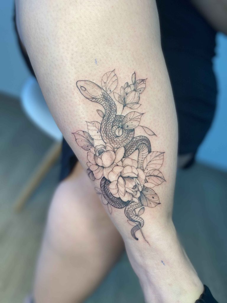 Foto de tatuagem feita por Leo Oliveira (@leooliveira.tattoo)