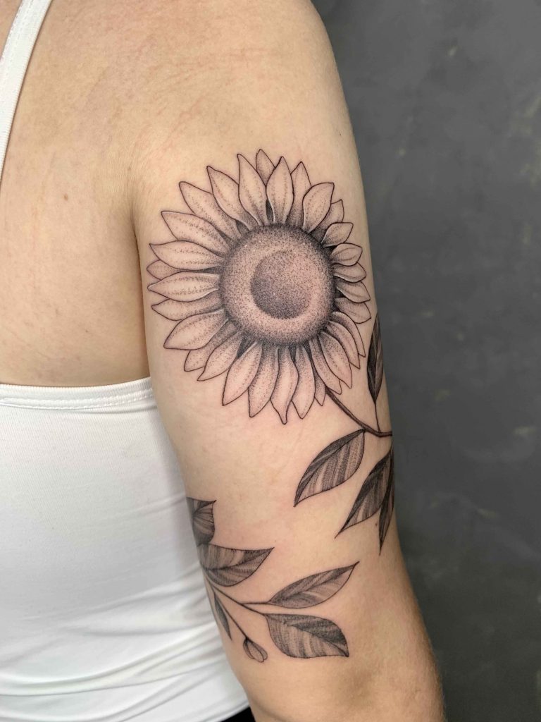 Foto de tatuagem feita por Isabela Matina (@isabelamatina.tattoo)