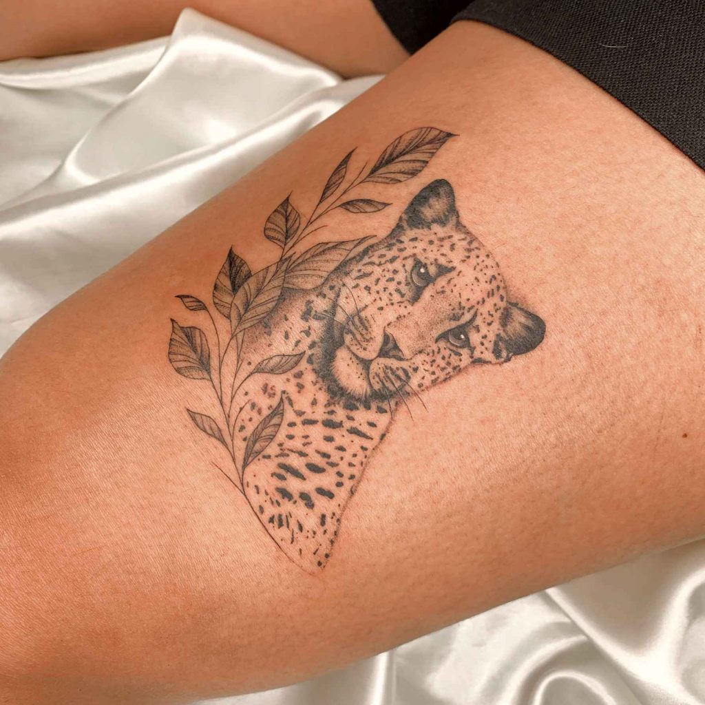 Foto de tatuagem feita por Jessica Braun (@brauntattoo)