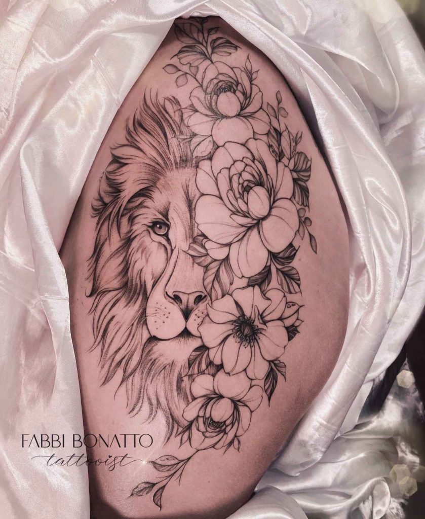 Foto de tatuagem feita por Fabricia Bonatto (@fabbibonatto)