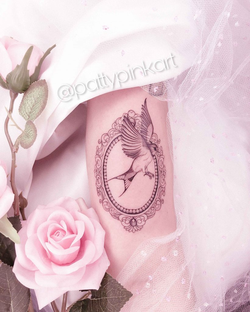 Foto de tatuagem feita por Patty Martins (@pattypinkart)