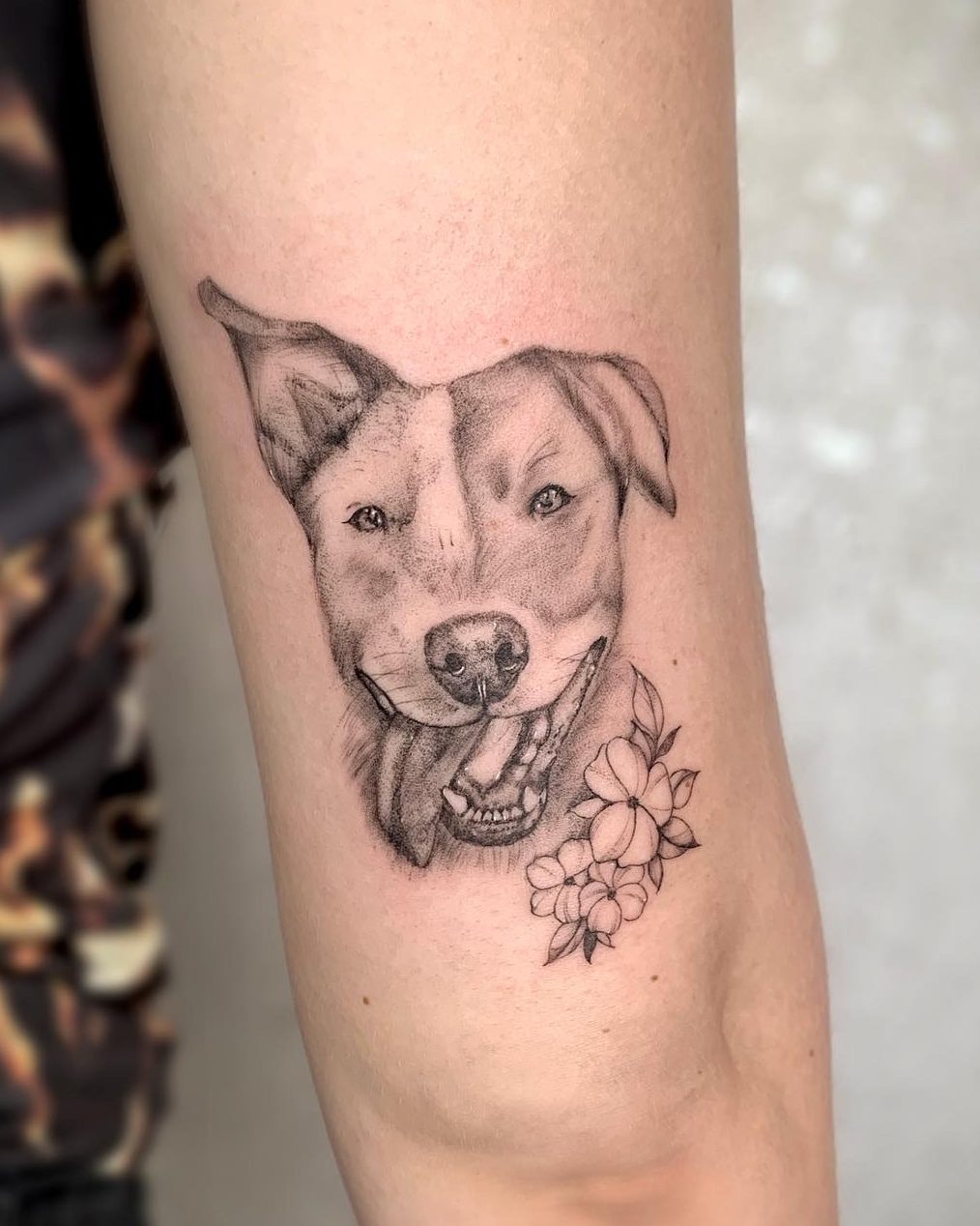 Foto de tatuagem feita por Gabriela Sbardelotto