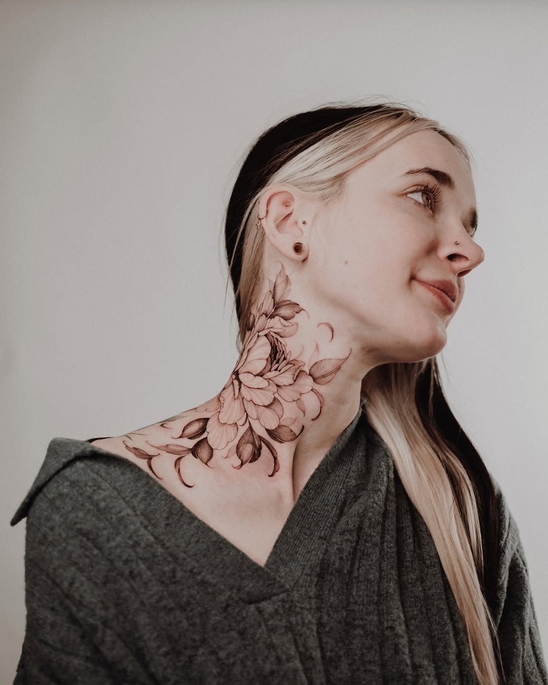 Tatuagem No Pescoço Estilos Temáticas E Inspirações Blog Tattoo2me