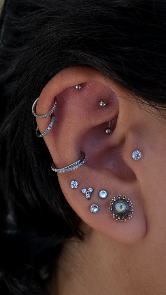 Projeto auricular com várias joias